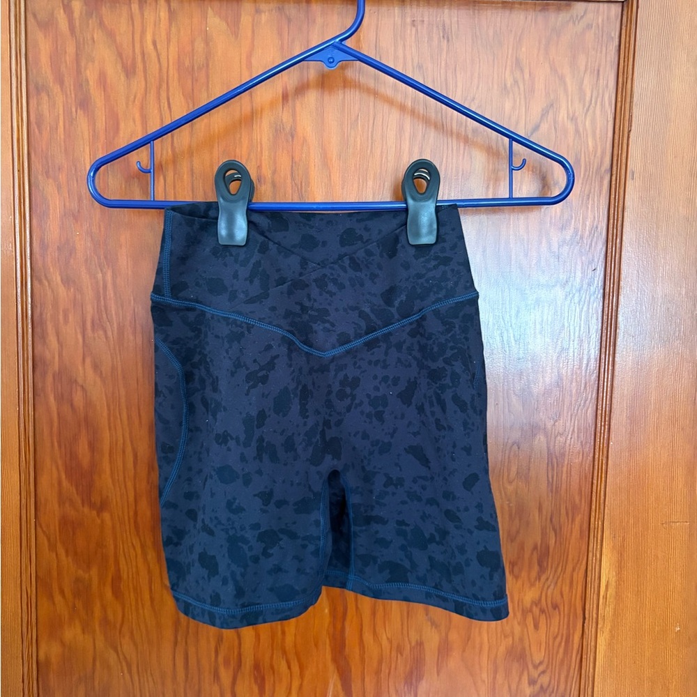 Alphalete Black Bike Shorts with Textured Design